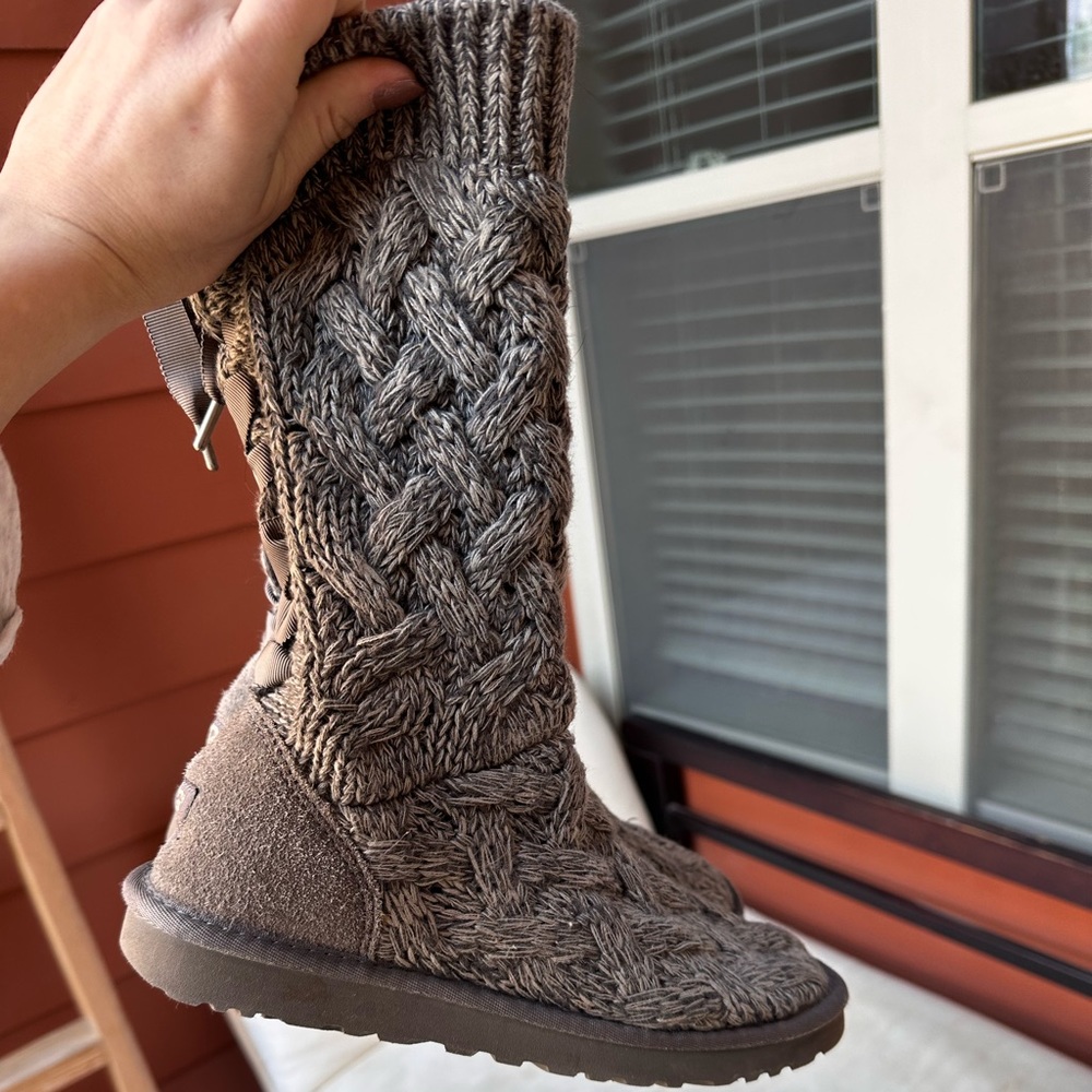 KNIT UGGS